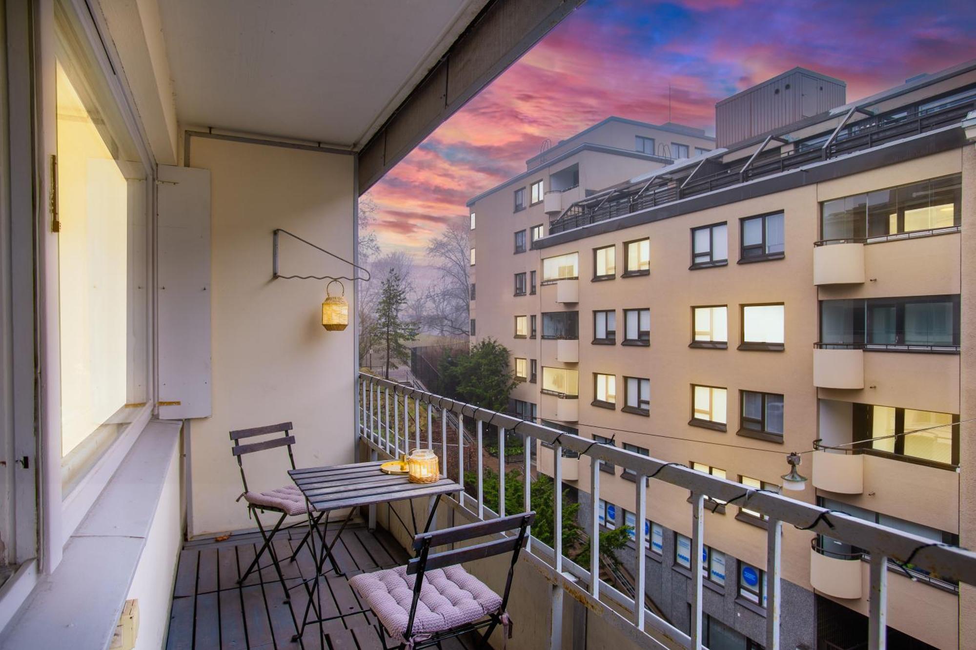 Lägenhet Design District W Free Parking Garage, Balcony, Netflix, 200m Tram&bus Helsingfors